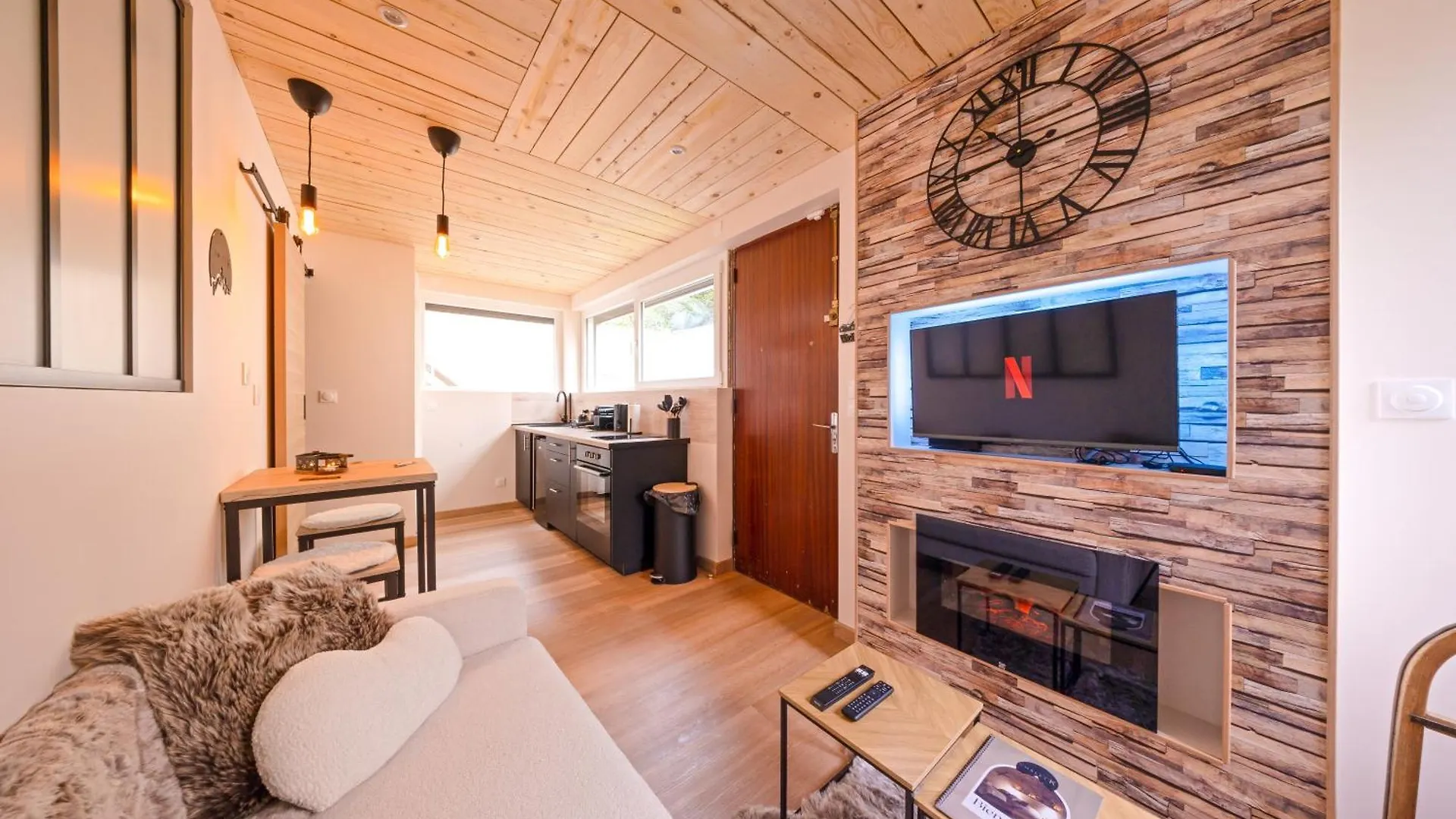 Apartment Suite Chalet K - Hyper Centre- Gare Saint-Chamond France