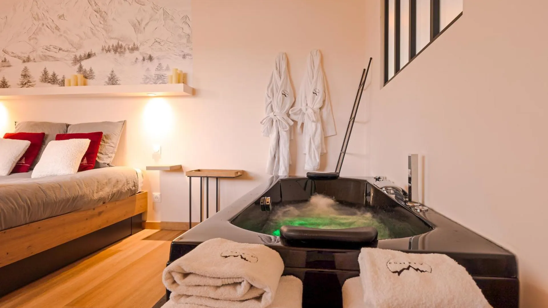 Suite Chalet K - Hyper Centre- Gare Saint-Chamond 0*,