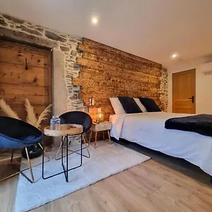 Bed & Breakfast La Voute Du Pilat & Options Spa, Massage, Saint-Chamond